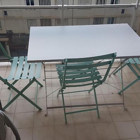 Studio 3 Personnes Proche Tram Et Bus Apartment Nisa Exterior foto